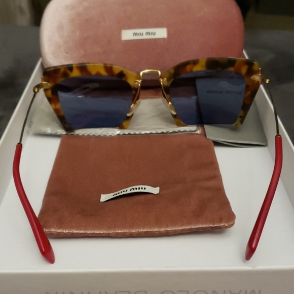 Miu Miu Sunglasses - Picture 3 of 4